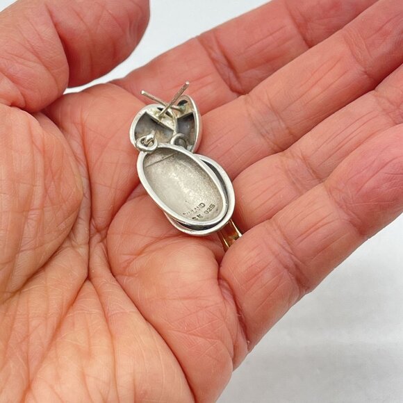 Elegant Silver Earrings - Picture 5 of 8